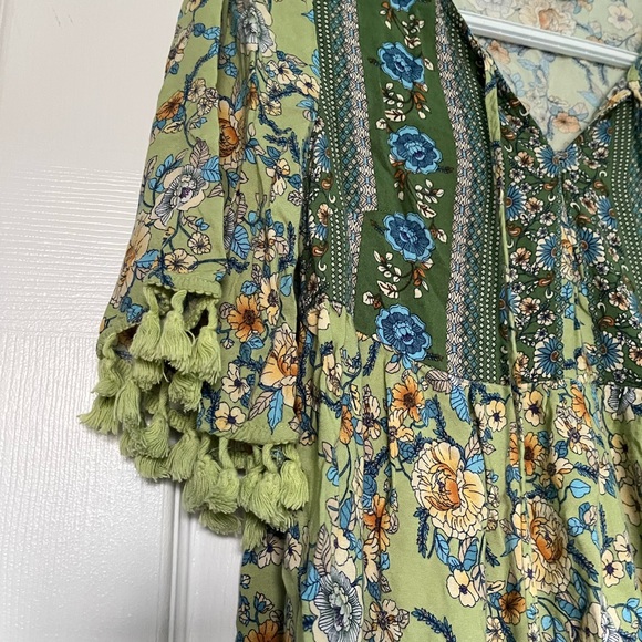 Dress - Picture 4 of 5